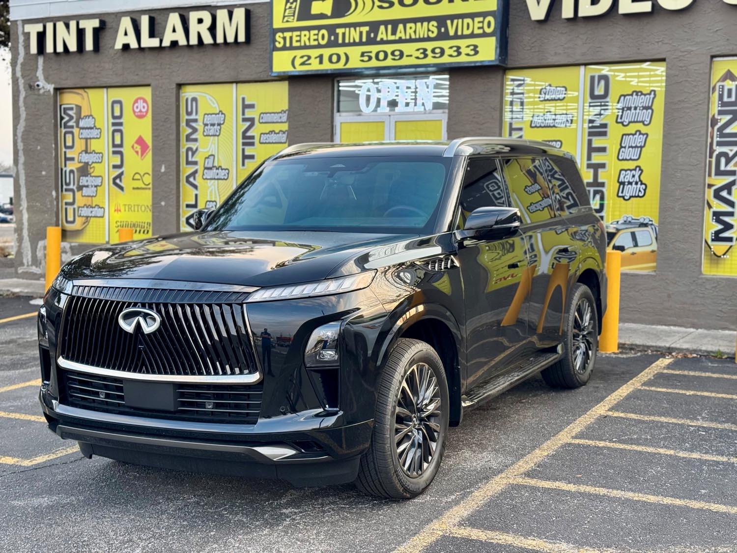 SUV with professional car window tinting in San Antonio - Brother Audio Sound